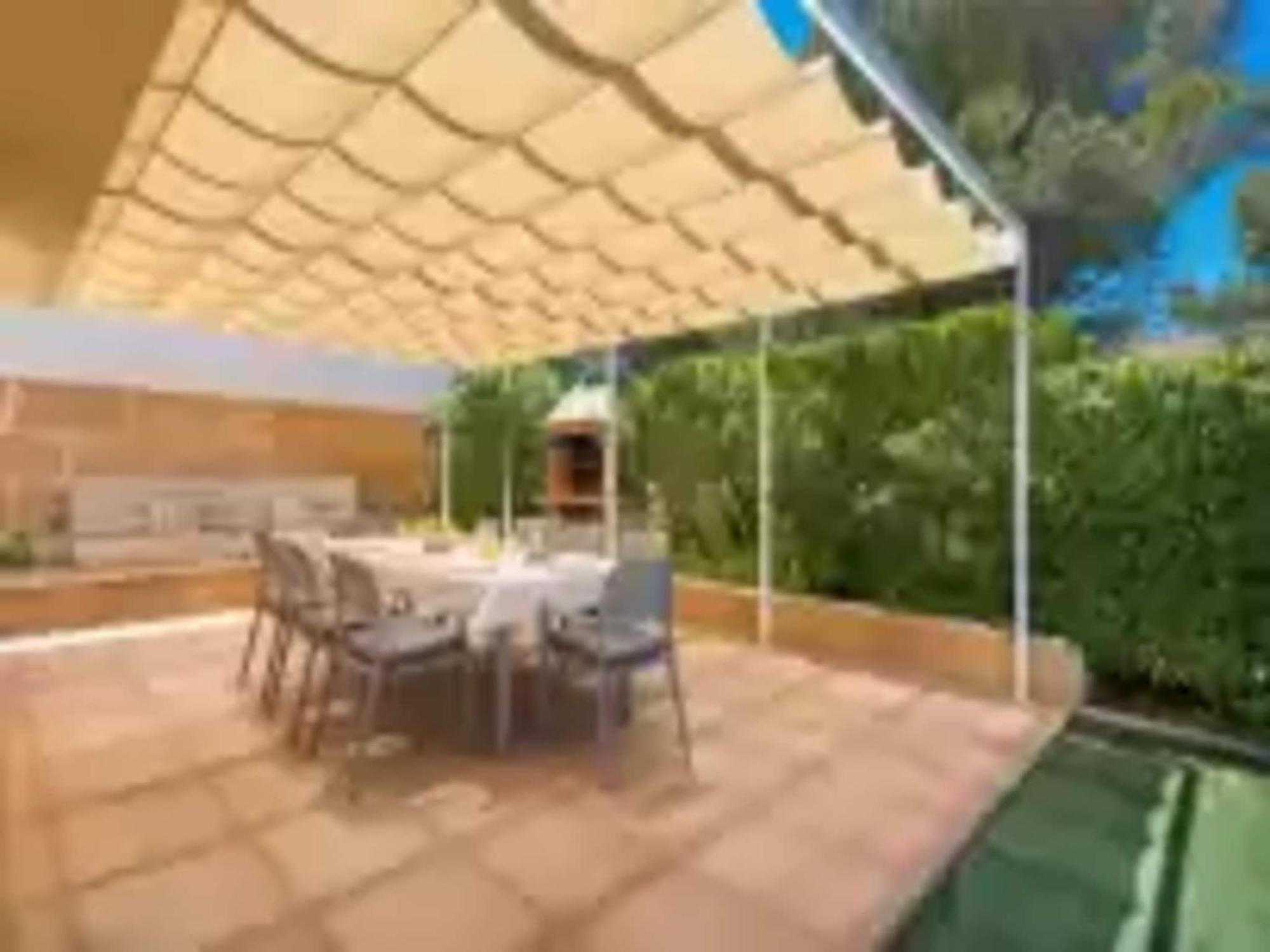 House In Chalet *
