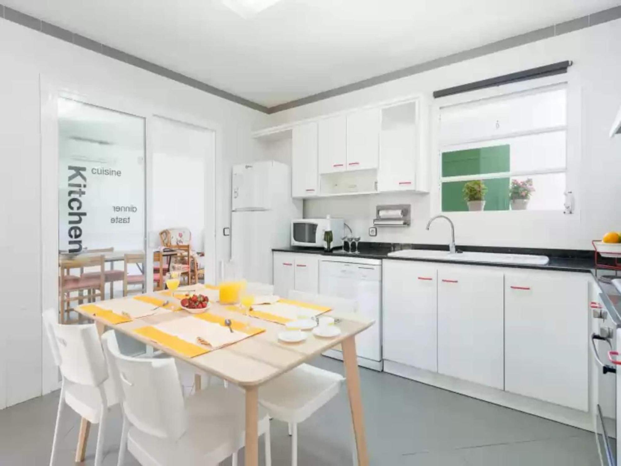 Chalet House In *